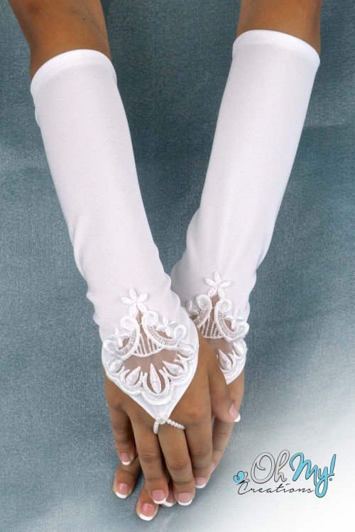 Long Gloves with Lace
